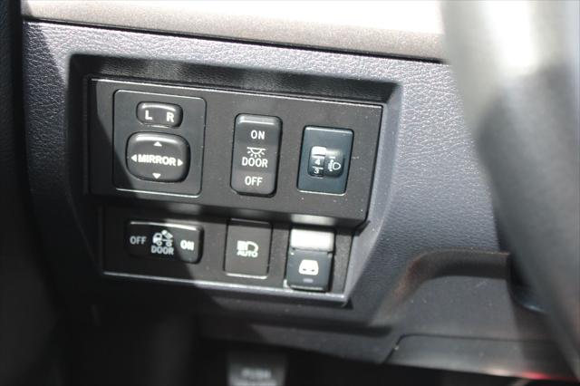2018 Toyota Tundra SR5 5.7L V8