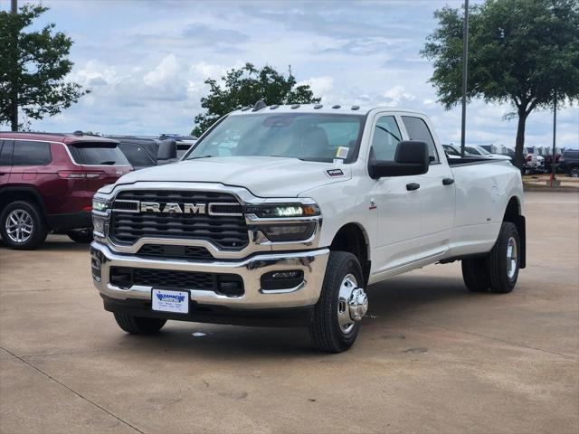 2026 RAM Ram 3500 RAM 3500 TRADESMAN CREW CAB 4X4 8 BOX