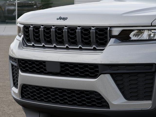 2026 Jeep Grand Cherokee Altitude 4x2