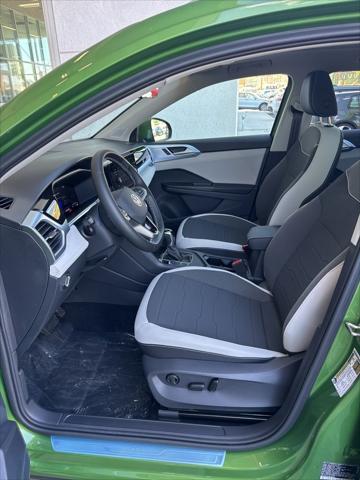 2026 Volkswagen Taos SE