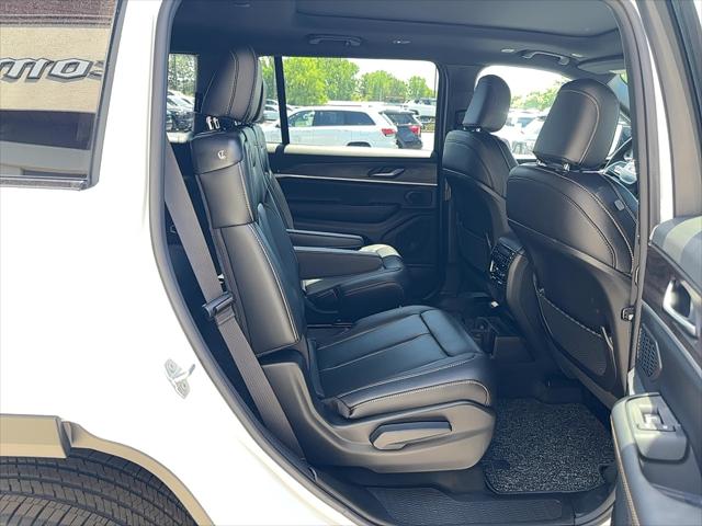 2026 Jeep Grand Cherokee 85th Anniversary Edition