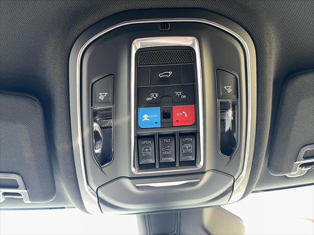 2026 Jeep Grand Cherokee 85th Anniversary Edition