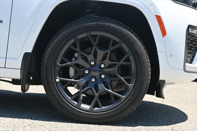 2026 Jeep Grand Cherokee Summit 4x4