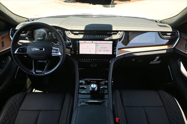 2026 Jeep Grand Cherokee Summit 4x4