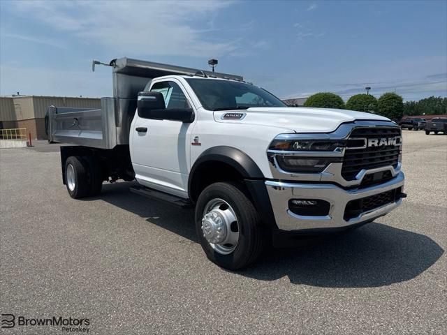 2026 RAM 5500 Chassis RAM 5500 TRADESMAN CHASSIS REGULAR CAB 4X4 84 CA