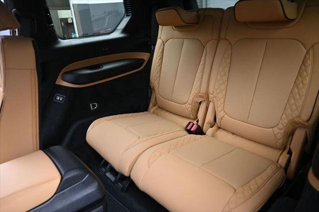 2026 Jeep Grand Cherokee Summit 4x4