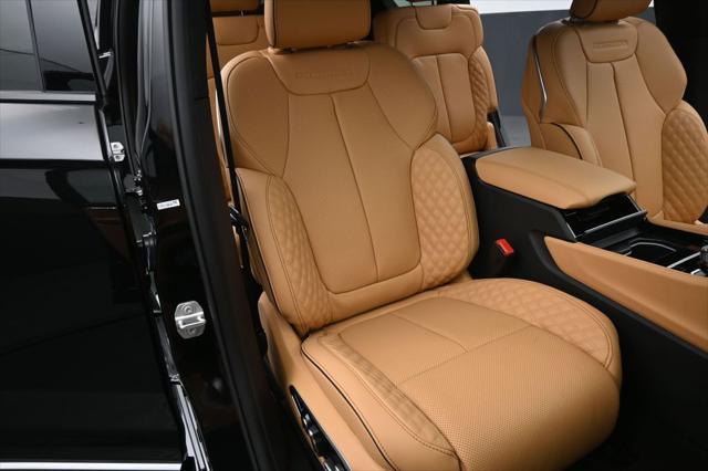 2026 Jeep Grand Cherokee Summit 4x4