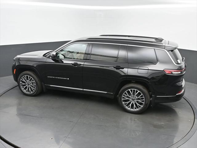 2026 Jeep Grand Cherokee Summit 4x4