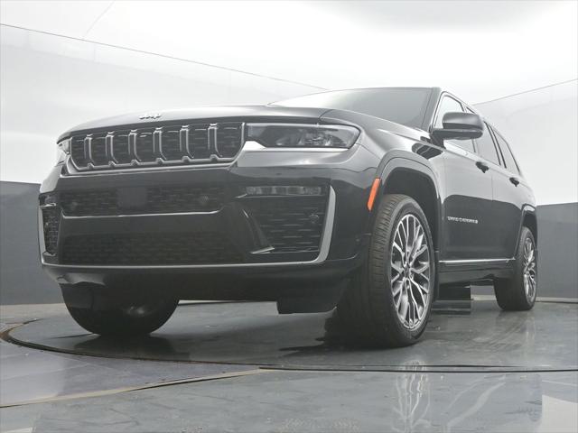 2026 Jeep Grand Cherokee Summit 4x4