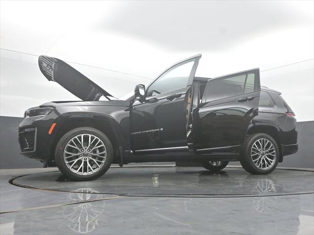 2026 Jeep Grand Cherokee Summit 4x4