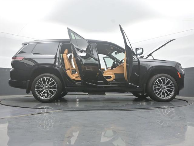 2026 Jeep Grand Cherokee Summit 4x4
