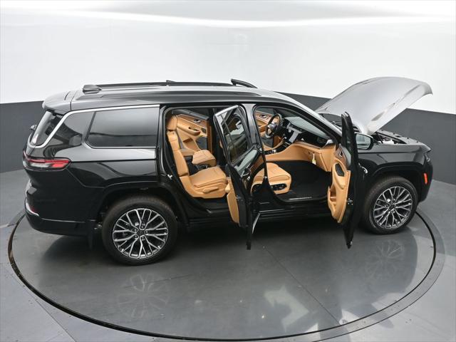 2026 Jeep Grand Cherokee Summit 4x4
