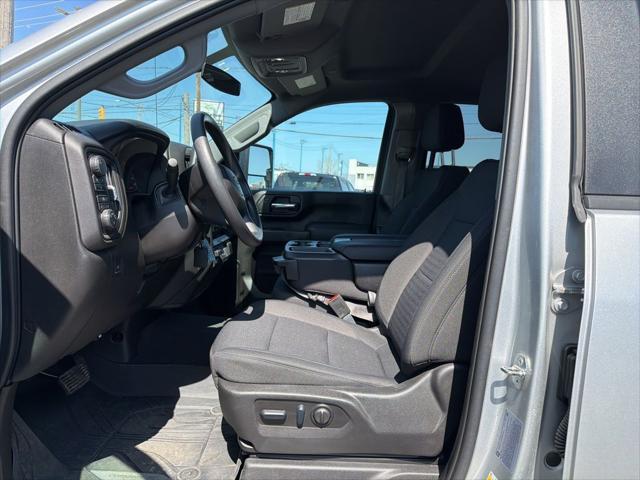 2023 Chevrolet Silverado 2500HD 4WD Crew Cab Standard Bed Custom