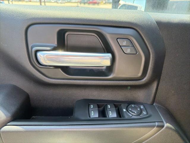 2023 Chevrolet Silverado 2500HD 4WD Crew Cab Standard Bed Custom
