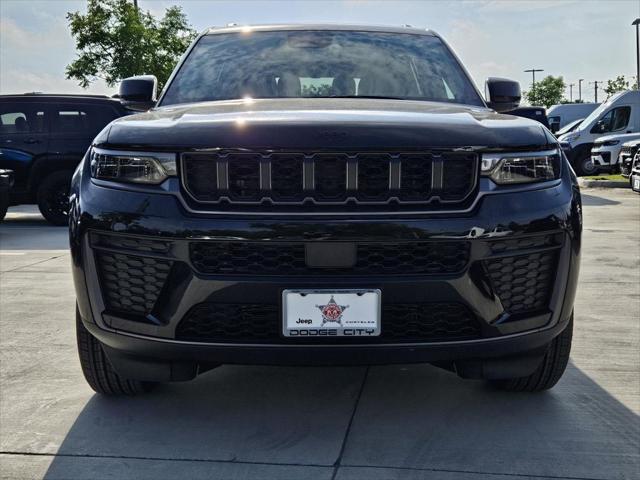 2026 Jeep Grand Cherokee Altitude 4x2