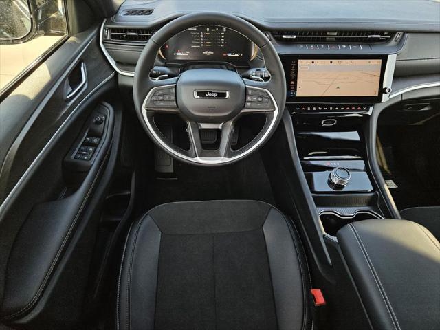2026 Jeep Grand Cherokee Altitude 4x2