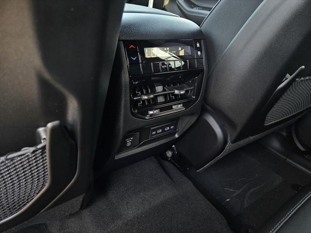 2026 Jeep Grand Cherokee Altitude 4x2