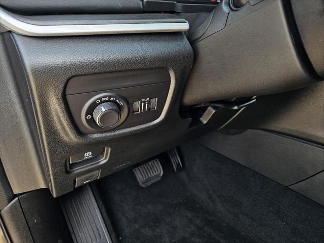 2026 Jeep Grand Cherokee Altitude 4x2