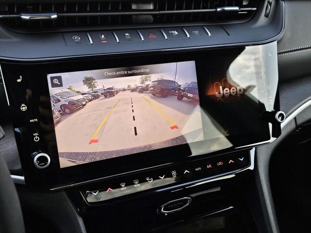 2026 Jeep Grand Cherokee Altitude 4x2
