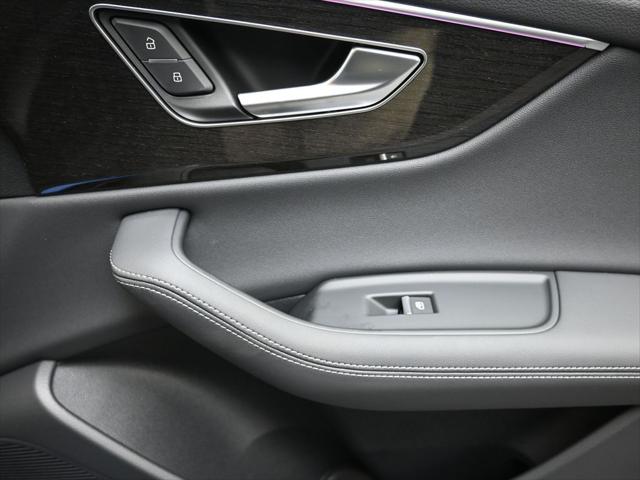 2026 Audi Q8 Premium Plus 55 TFSI quattro Tiptronic