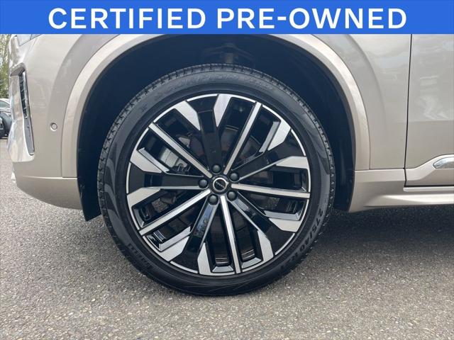 2025 Volvo XC90 Plug-In Hybrid T8 Ultra 7-Seater