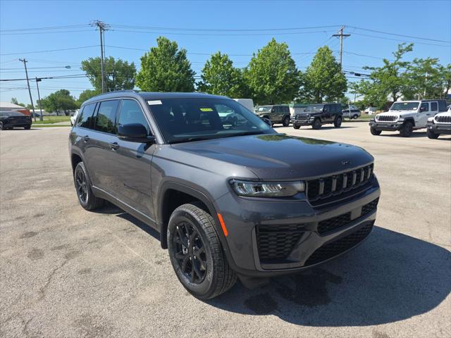 2026 Jeep Grand Cherokee GRAND CHEROKEE L LAREDO ALTITUDE 4X4