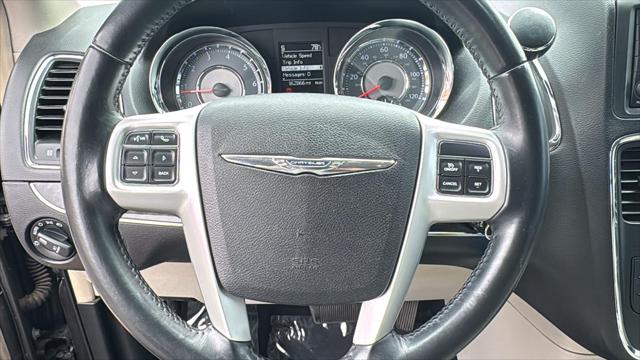 2015 Chrysler Town & Country Touring