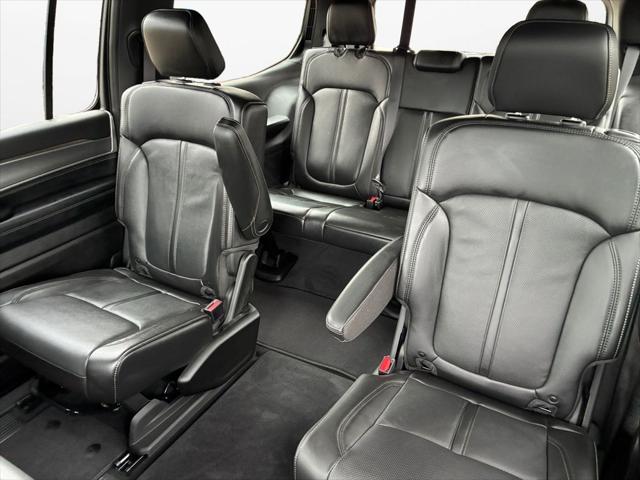 2026 Jeep Grand Wagoneer 4x2