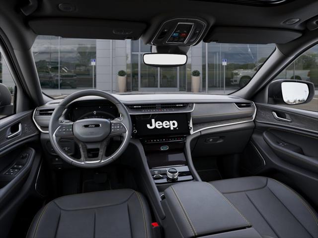 2026 Jeep Grand Cherokee 85th Anniversary Edition 4x4