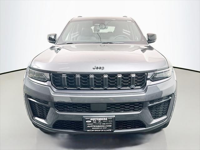 2026 Jeep Grand Cherokee L GRAND CHEROKEE L LAREDO ALTITUDE 4X4 2026 Jeep Grand Cherokee L GRAND CHEROKEE L LAREDO ALTITUDE 4X4