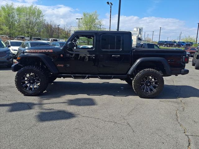 2022 Jeep Gladiator Sport