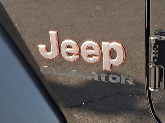2022 Jeep Gladiator Sport