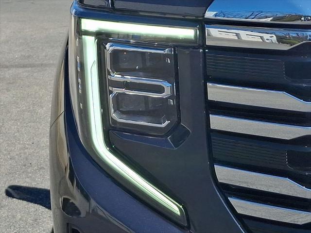 2025 GMC Sierra 1500 4WD Crew Cab Short Box SLT