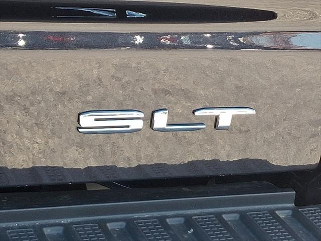 2025 GMC Sierra 1500 4WD Crew Cab Short Box SLT