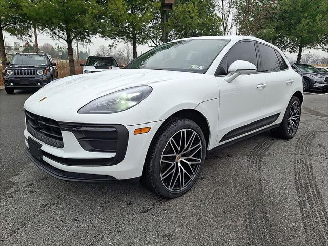 2024 Porsche Macan Unknown