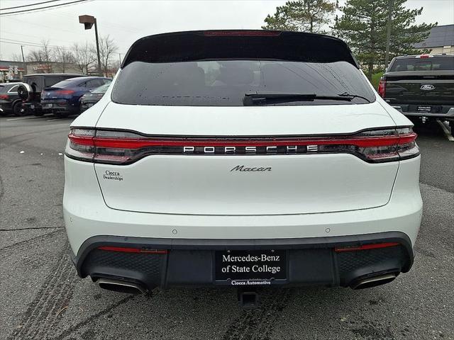 2024 Porsche Macan Unknown