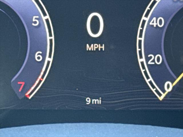 2026 Jeep Grand Cherokee Altitude 4x2