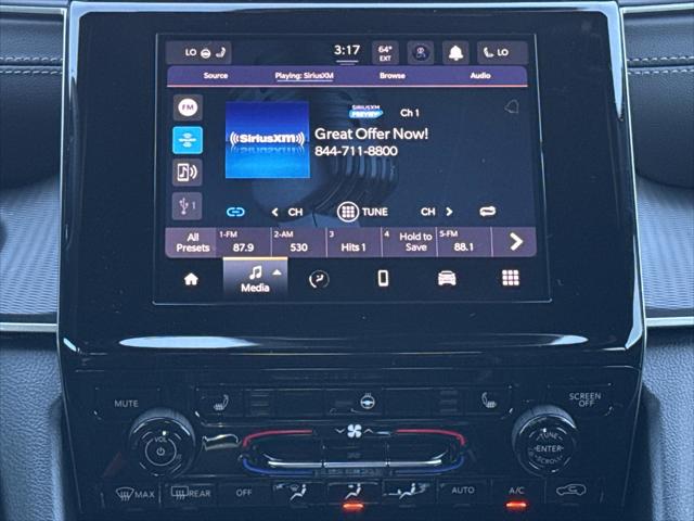 2026 Jeep Grand Cherokee Altitude 4x2