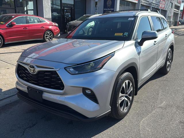 2023 Toyota Highlander XLE for sale in Flushing, NY