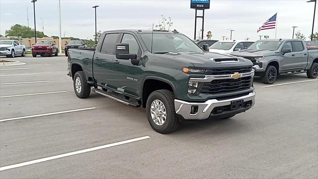2026 Chevrolet Silverado 3500HD Crew Cab, Standard Bed, LT, 4WD