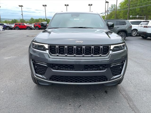 2026 Jeep Grand Cherokee Summit 4x4