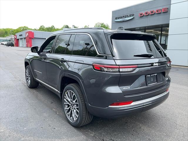 2026 Jeep Grand Cherokee Summit 4x4
