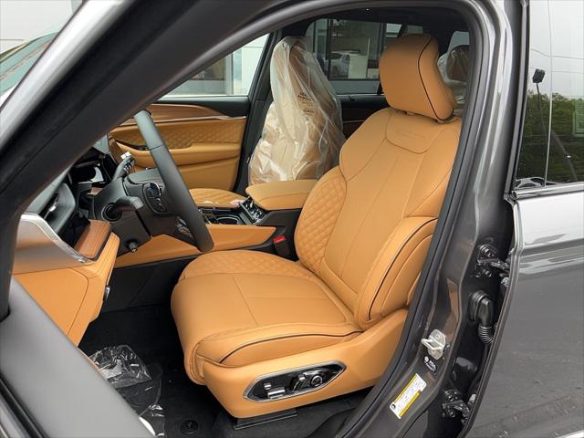 2026 Jeep Grand Cherokee Summit 4x4