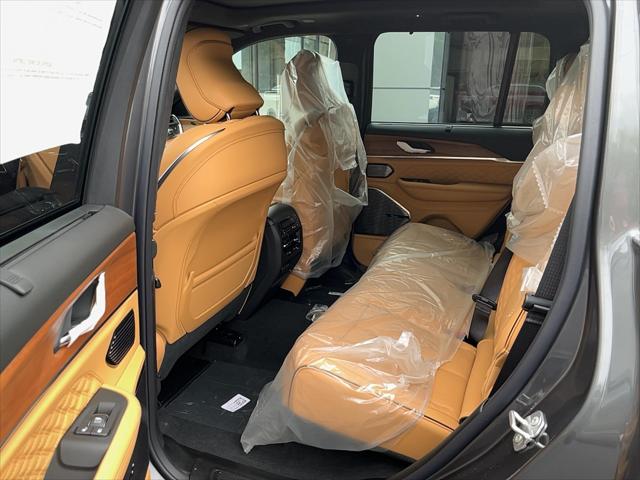 2026 Jeep Grand Cherokee Summit 4x4