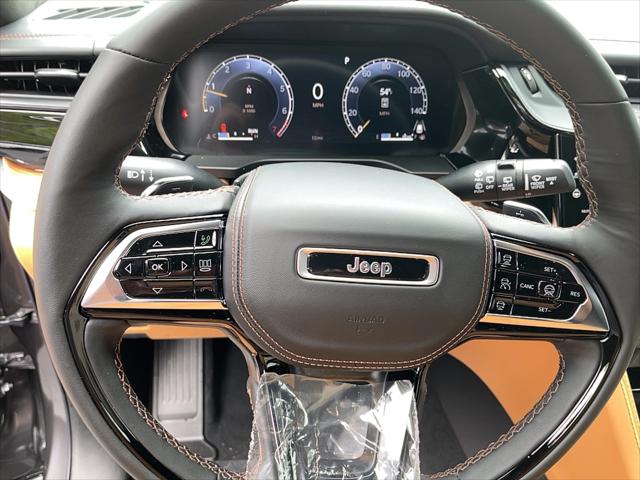 2026 Jeep Grand Cherokee Summit 4x4