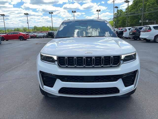 2026 Jeep Grand Cherokee Summit 4x4