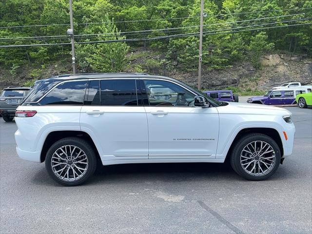 2026 Jeep Grand Cherokee Summit 4x4