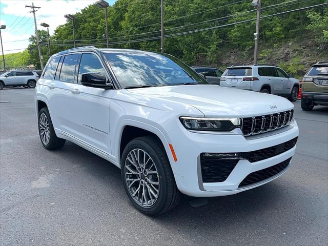 2026 Jeep Grand Cherokee Summit 4x4