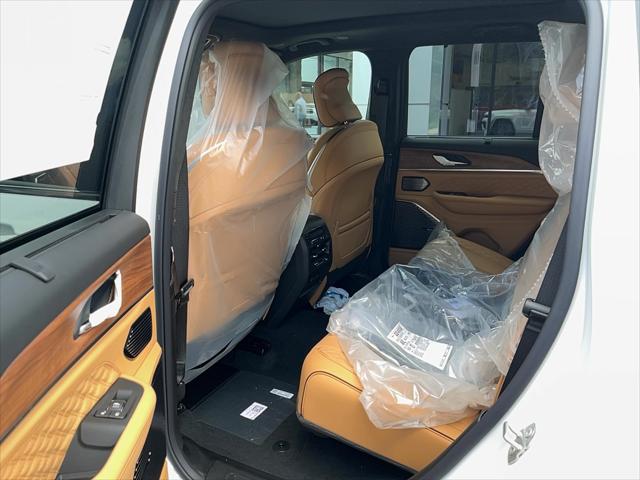 2026 Jeep Grand Cherokee Summit 4x4