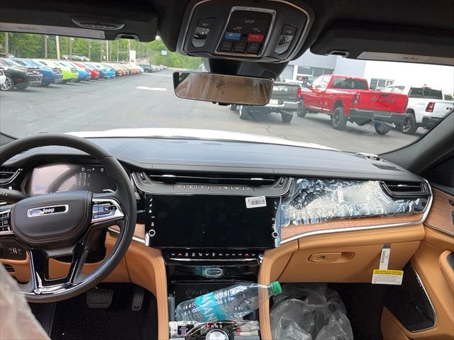 2026 Jeep Grand Cherokee Summit 4x4